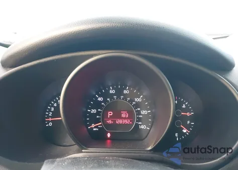 2015 Kia Soul z USA, uszkodzony, nr VIN KNDJN2A23F7126385